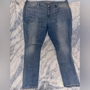 American Eagle skinny jeans